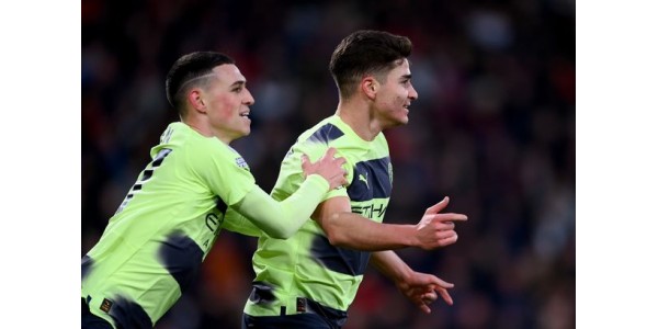 Skvělý výkon Juliána Álvareze a Phila Fodena